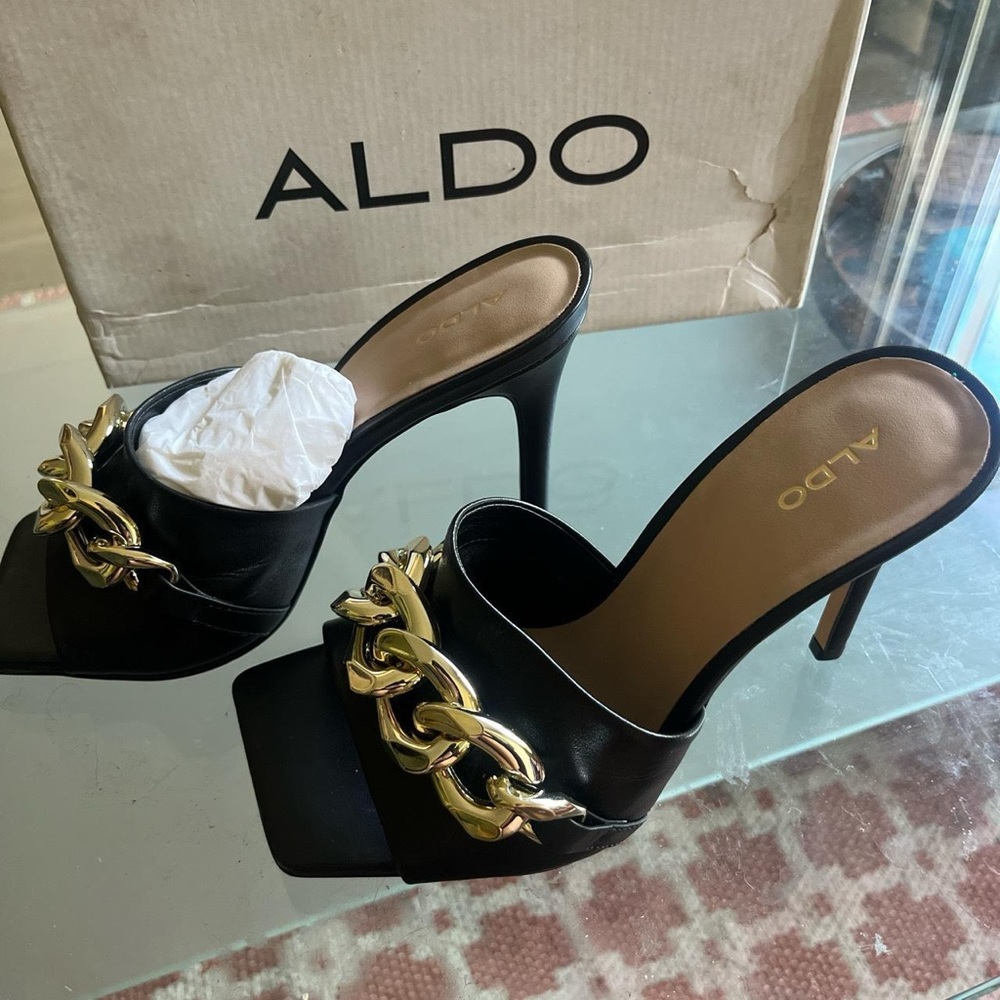 Aldo black heels